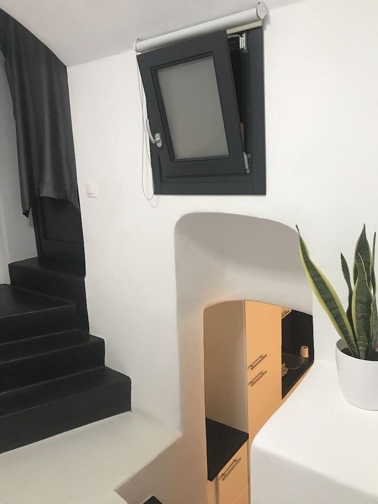 The Luna Suites Romantic Villa, 2 Bedrooms, Hot Tub, Sea View (Jacuzzi) 17