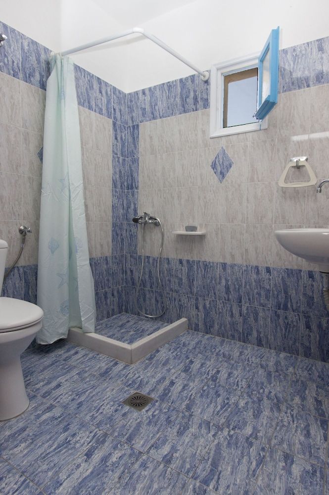 Villa Pelekanos Standard Room 11