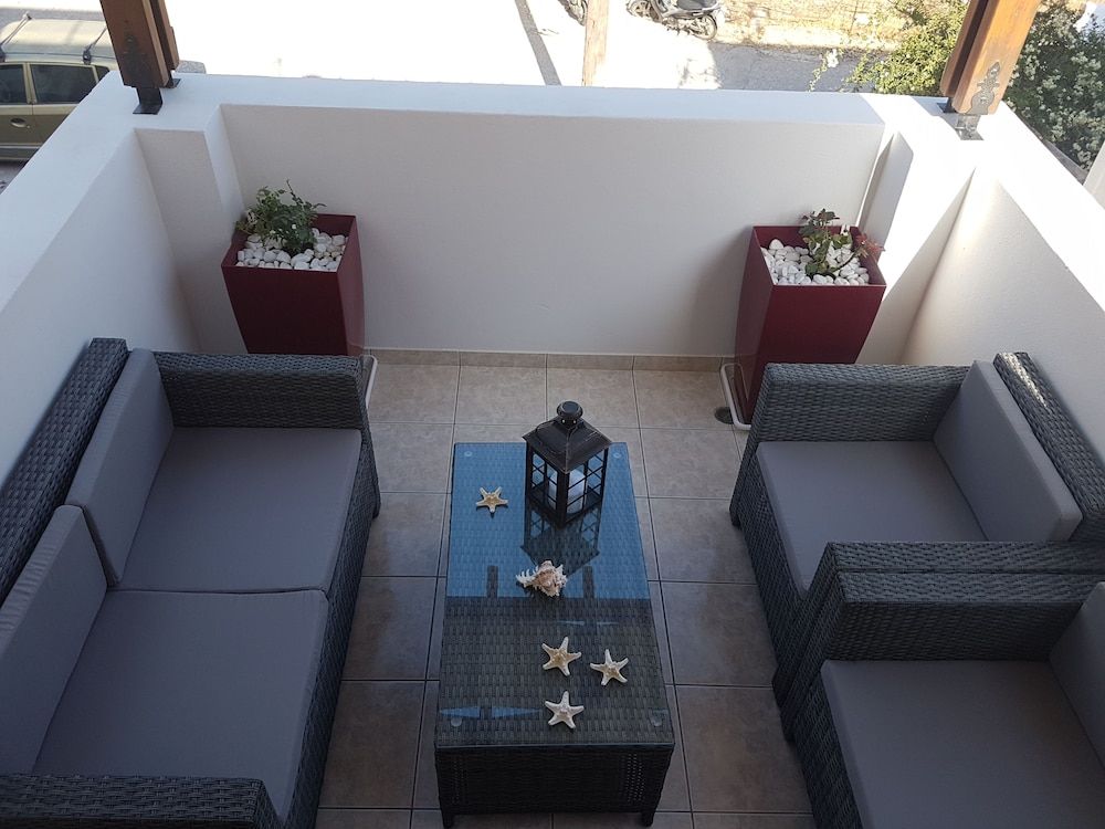 undefined Santorini Family Apartments 10