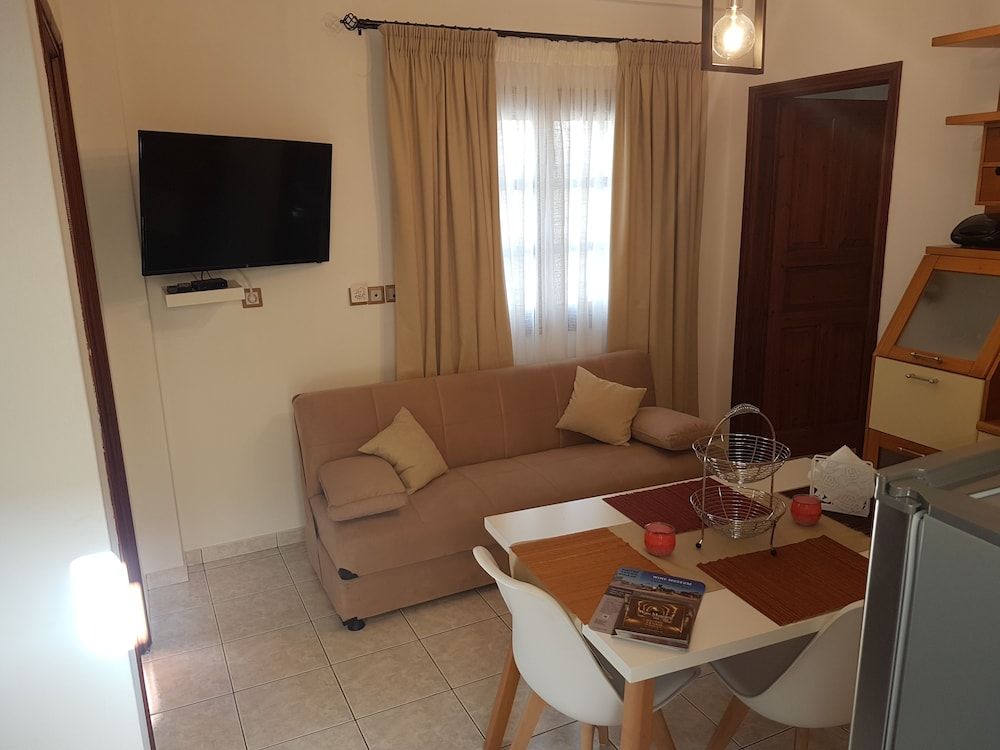 undefined Santorini Family Apartments 8