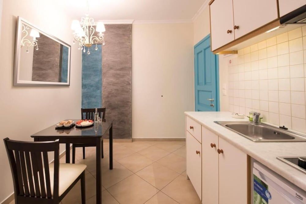 Villa Rose Apartment, 2 Bedrooms 9