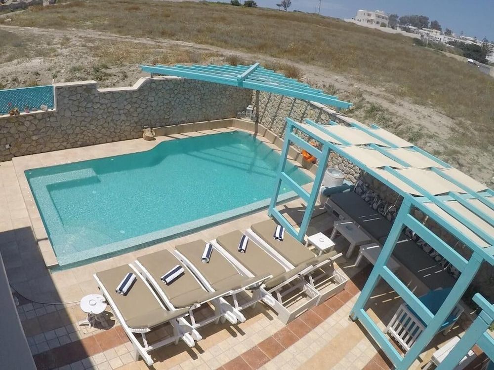 undefined Villa Rose 10