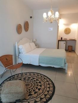 undefined Villa Rose 3
