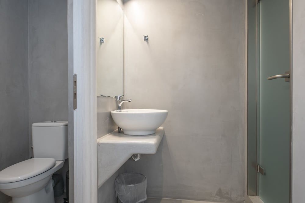 Bedspot Hostel bed(s) in 6 Bed Female Dormitory 7