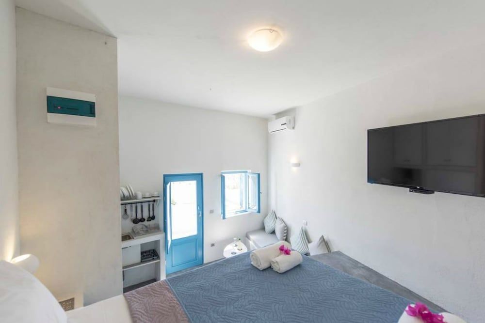 undefined Euphoria Suites 9