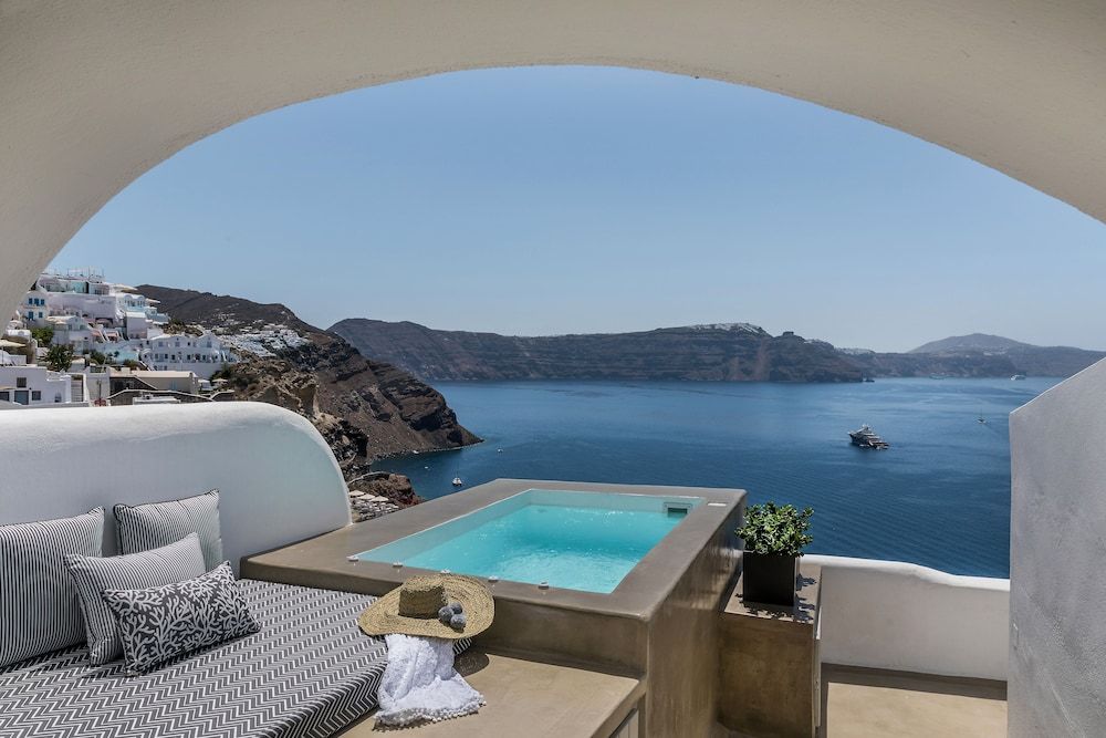 undefined 3 Caves Villa by Caldera Houses