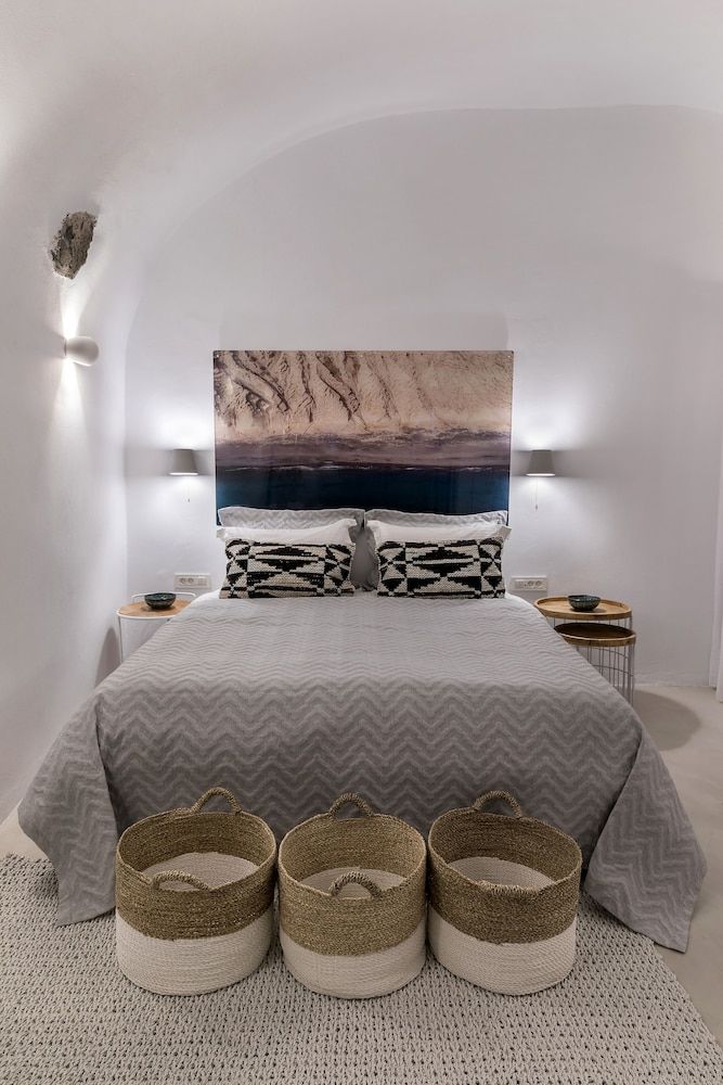 undefined 3 Caves Villa by Caldera Houses 10