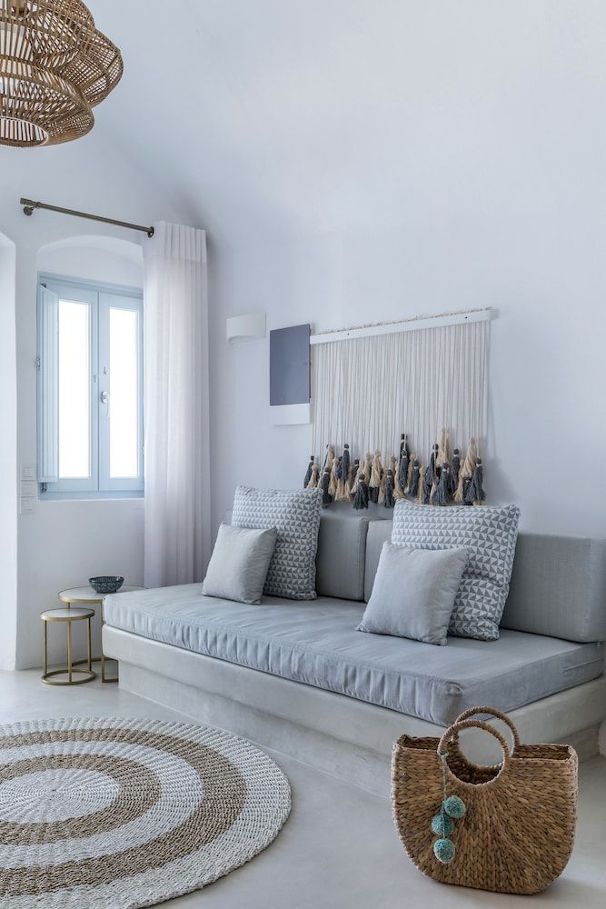 3 Caves Villa by Caldera Houses Deluxe Suite, 1 Bedroom, Hot Tub, Sea View 29