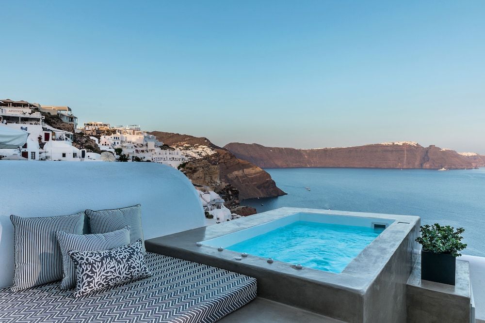 3 Caves Villa by Caldera Houses Deluxe Suite, 1 Bedroom, Hot Tub, Sea View 34