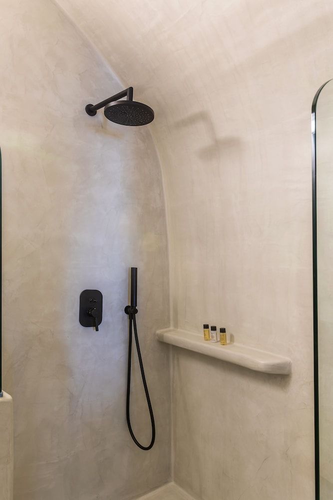 3 Caves Villa by Caldera Houses Deluxe Suite, 1 Bedroom, Hot Tub, Sea View 38