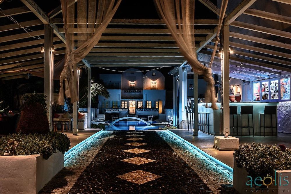 undefined Aeolis Santorini 2