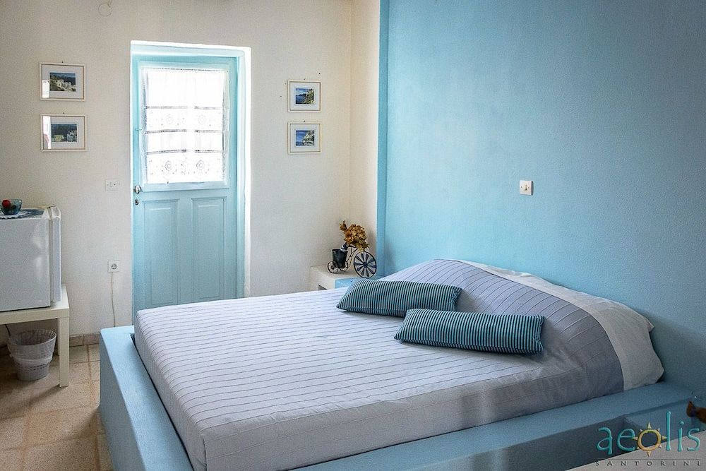 Aeolis Santorini House, Private Pool 11