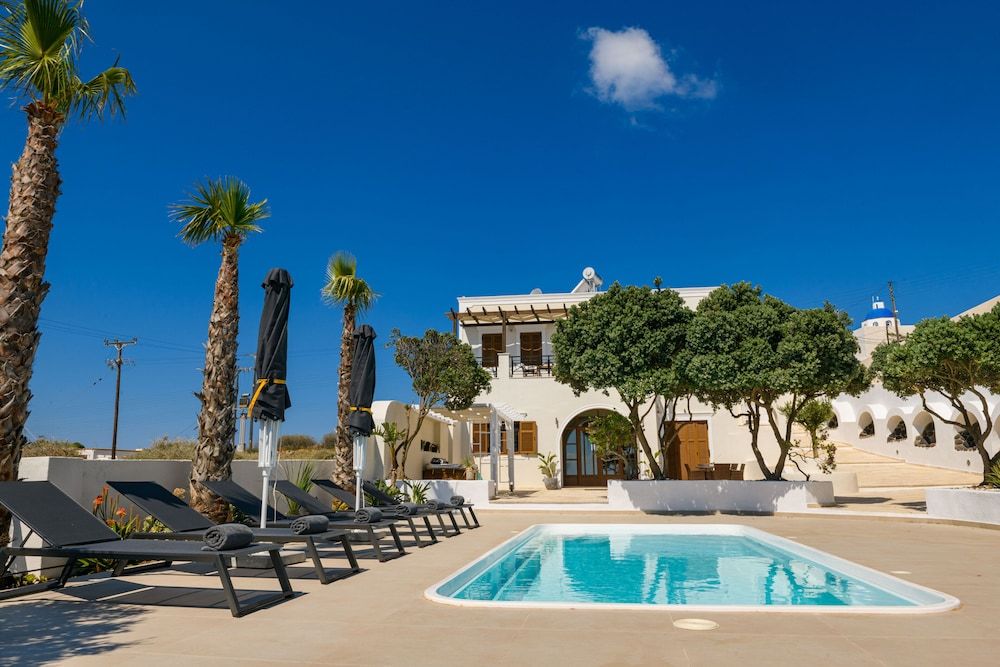 undefined Grand Villa Santorini 2