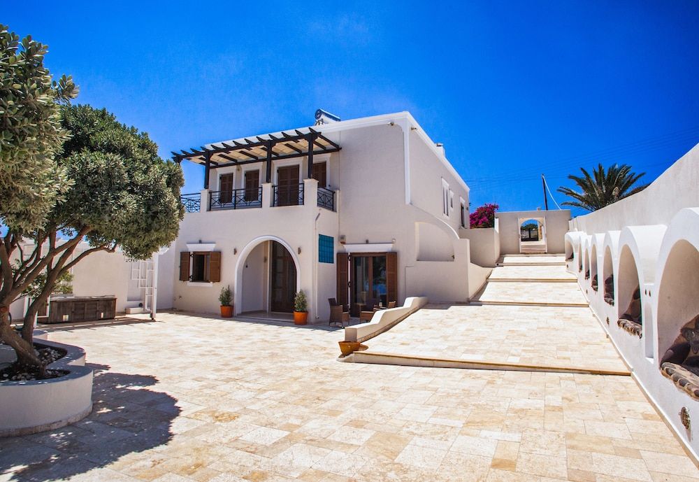 undefined Grand Villa Santorini 5