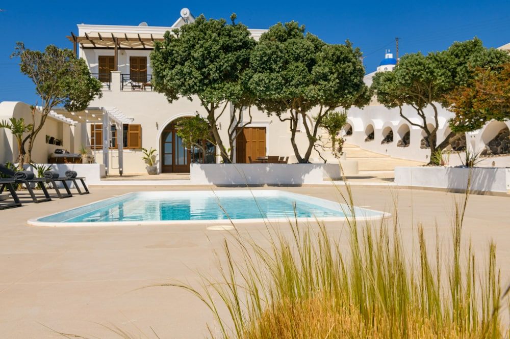 undefined Grand Villa Santorini 3