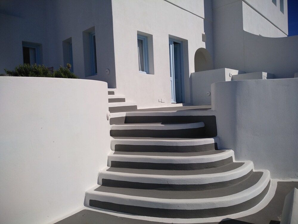 undefined Sol Mate Suites 3