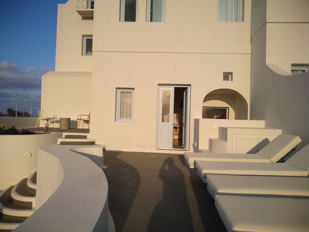 undefined Sol Mate Suites 4