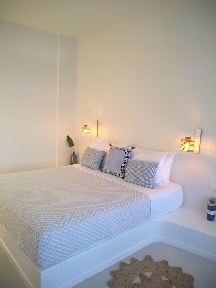 undefined Sol Mate Suites 7