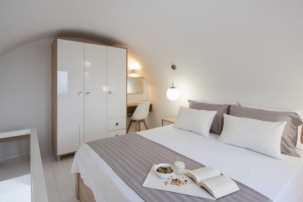 White Orchid Luxury Suites Deluxe Villa, 4 Bedrooms, Private Pool, Partial Sea View 6