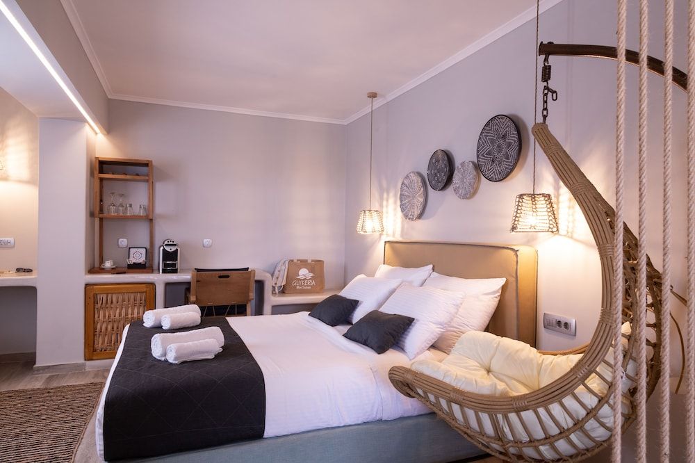 Glykeria Mini Suites Suite, Terrace, Partial Sea View 3
