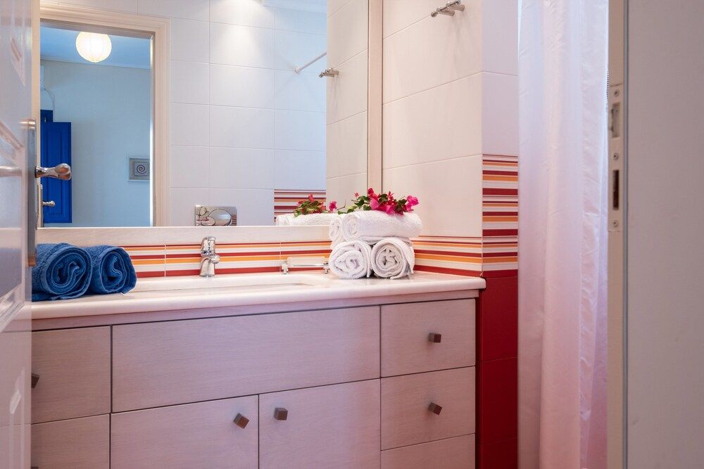 Santorini Mystique Garden Villa, 3 Bedrooms, Sea View 15