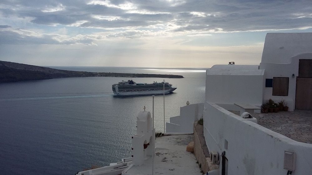 Fotinos Houses Traditional Suite 24