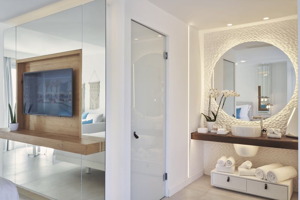 Nikki Beach Resort & Spa Santorini Standard Room, 1 Queen Bed (Signature Room) 7