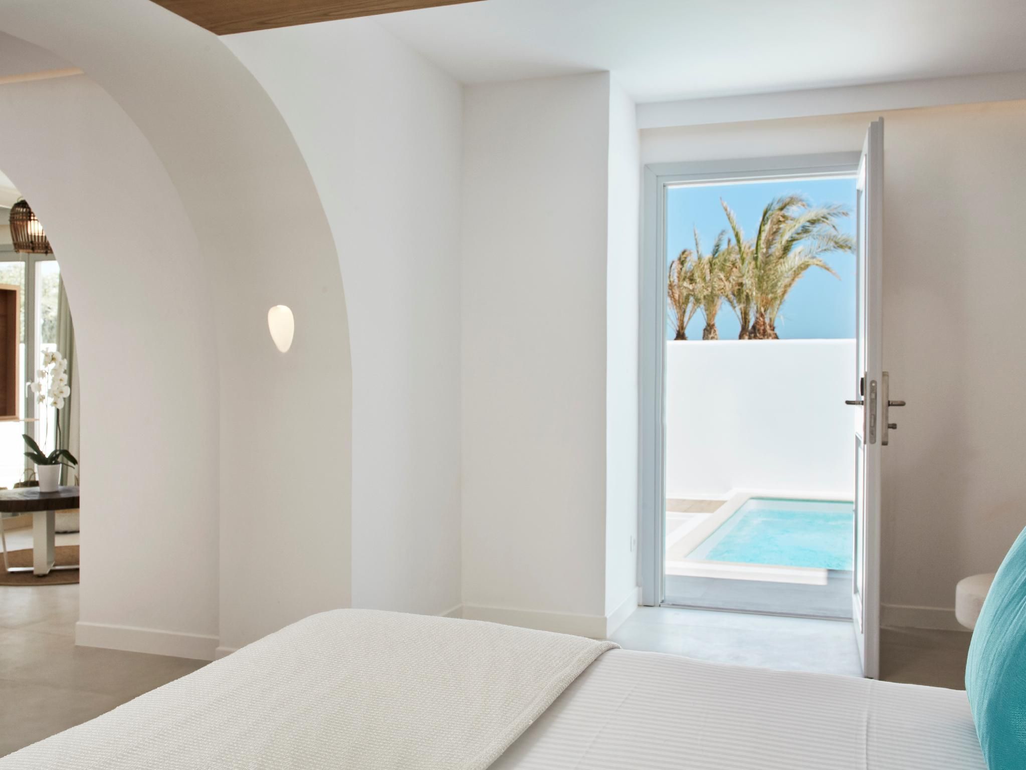 Signature Room with Private Pool