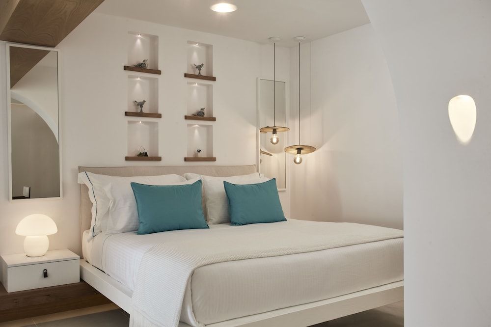 undefined Nikki Beach Resort & Spa Santorini 7