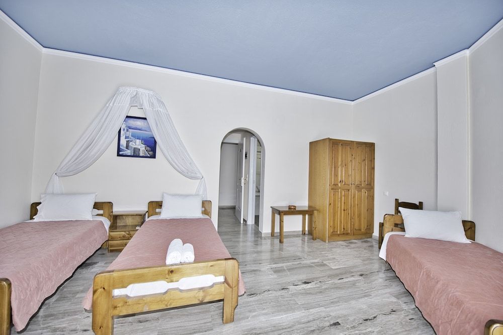 undefined Villa Nikos Karamolegkos