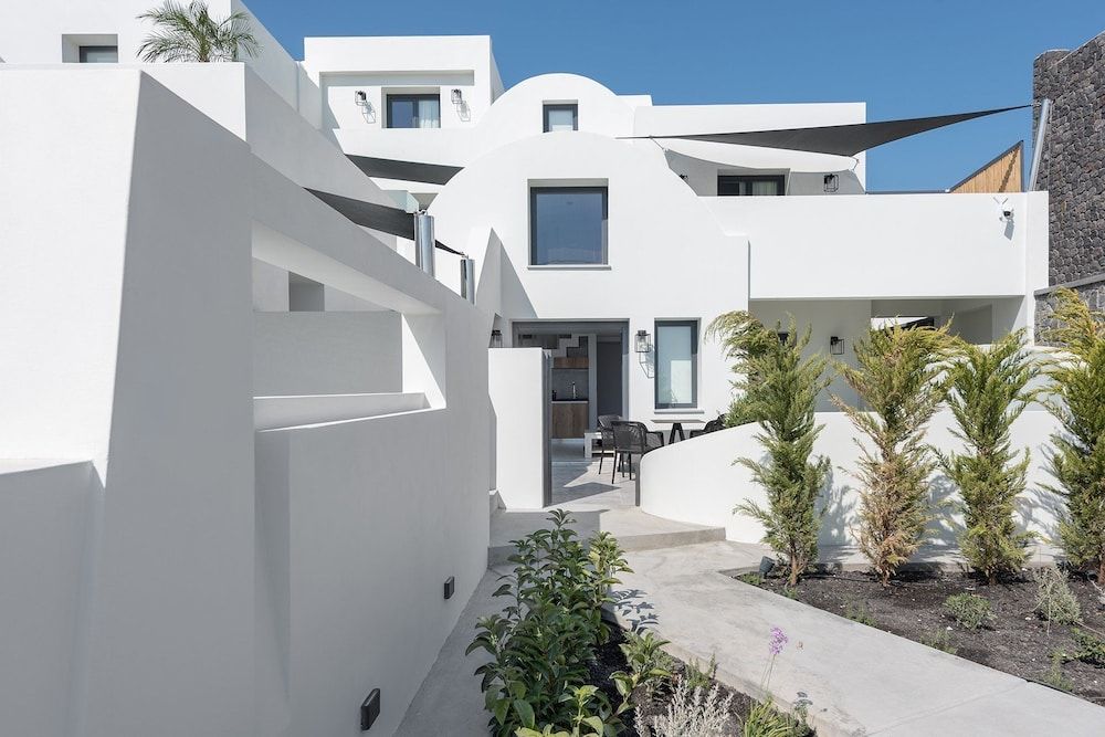 undefined Karat Suites 10