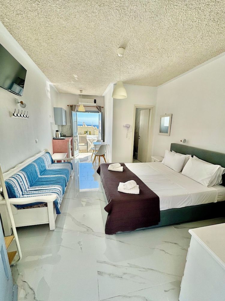 undefined Zacharakis Studios 2