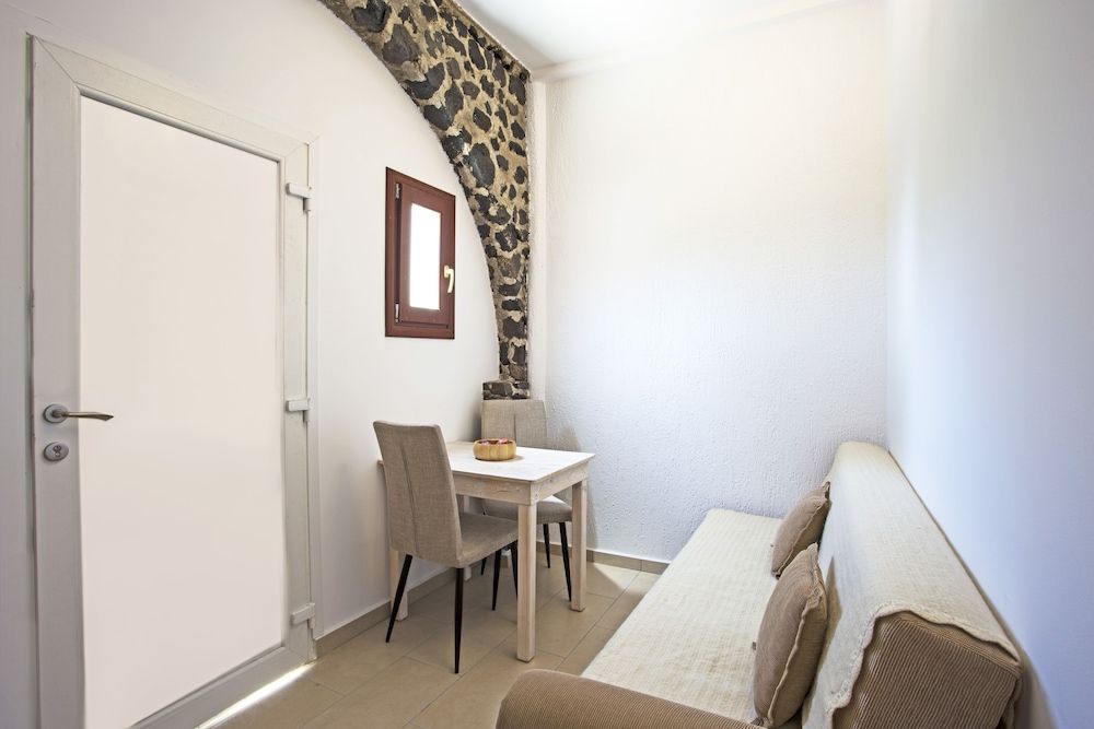 undefined The Birds Villa included Car rental