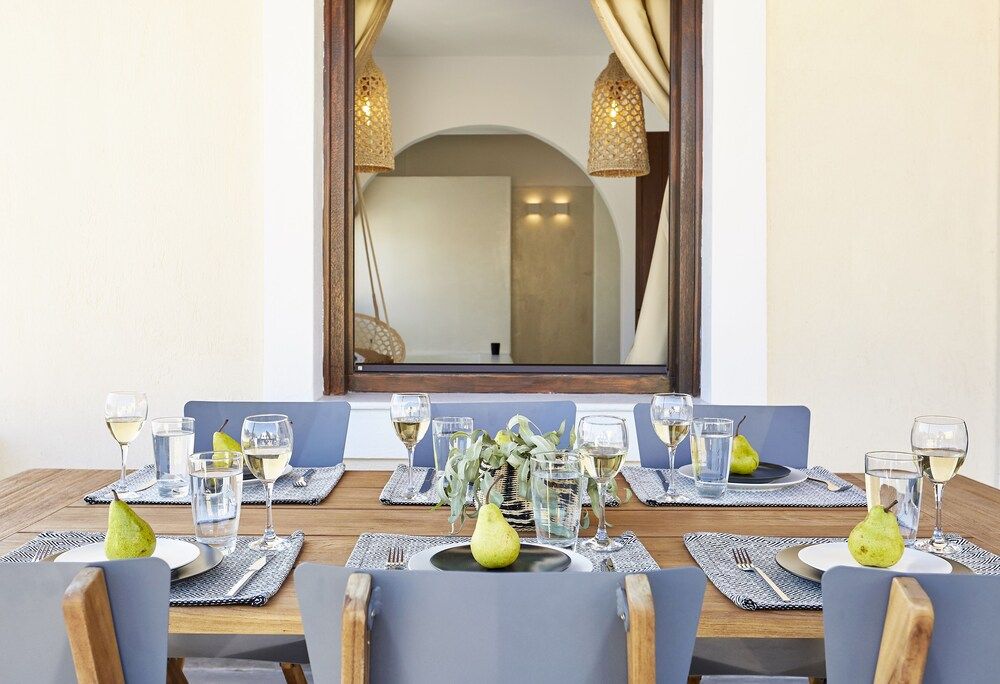 undefined Le Blanc Resort - Two Luxury Villas 4