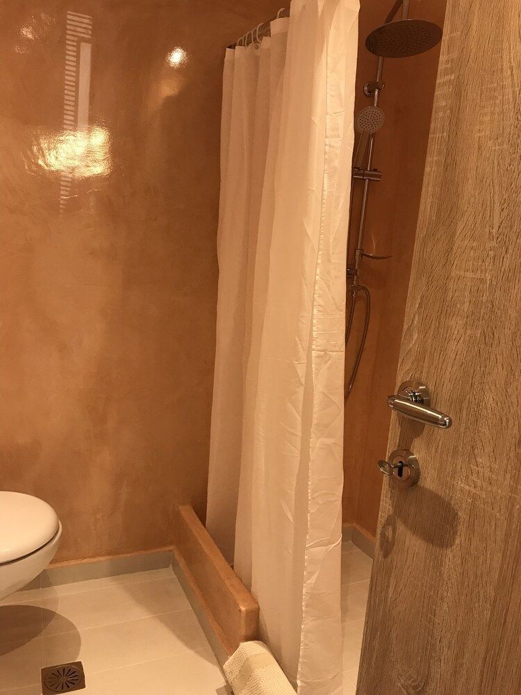 undefined Fira home 1 5