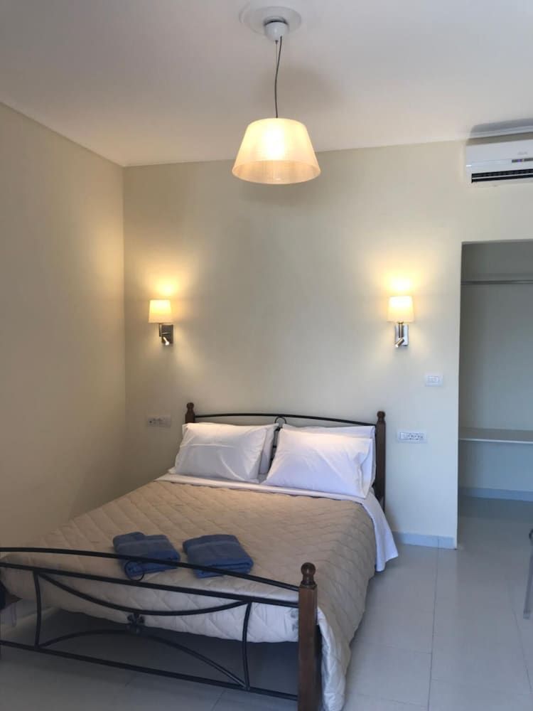 undefined Fira home 3 3