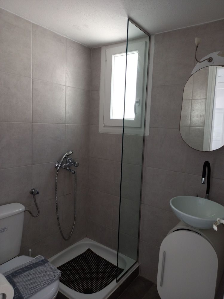 undefined Three Harites 2