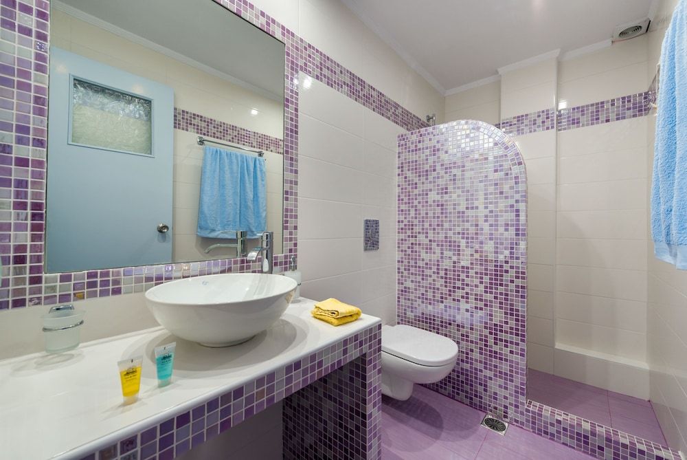 Akis Hotel Standard Double or Twin Room 7