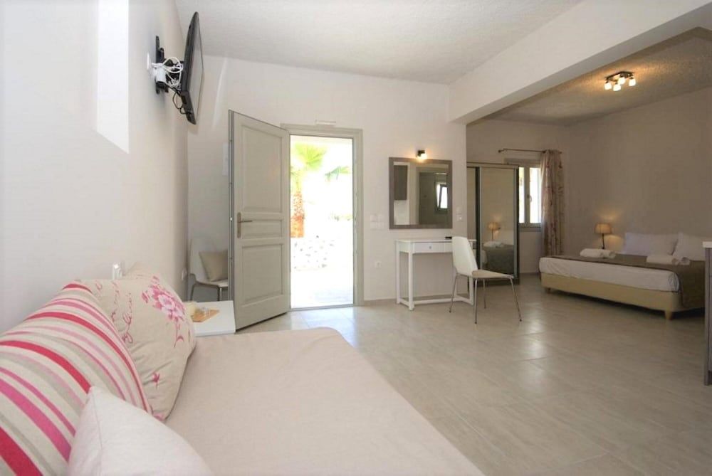 undefined Alafouzos Studios 6