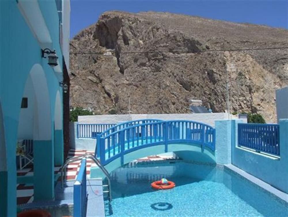 undefined MM Studios Perissa 8