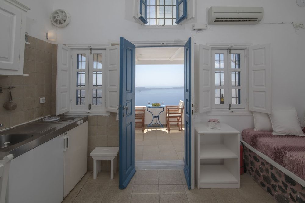 undefined Santorini Folia Bianca 9