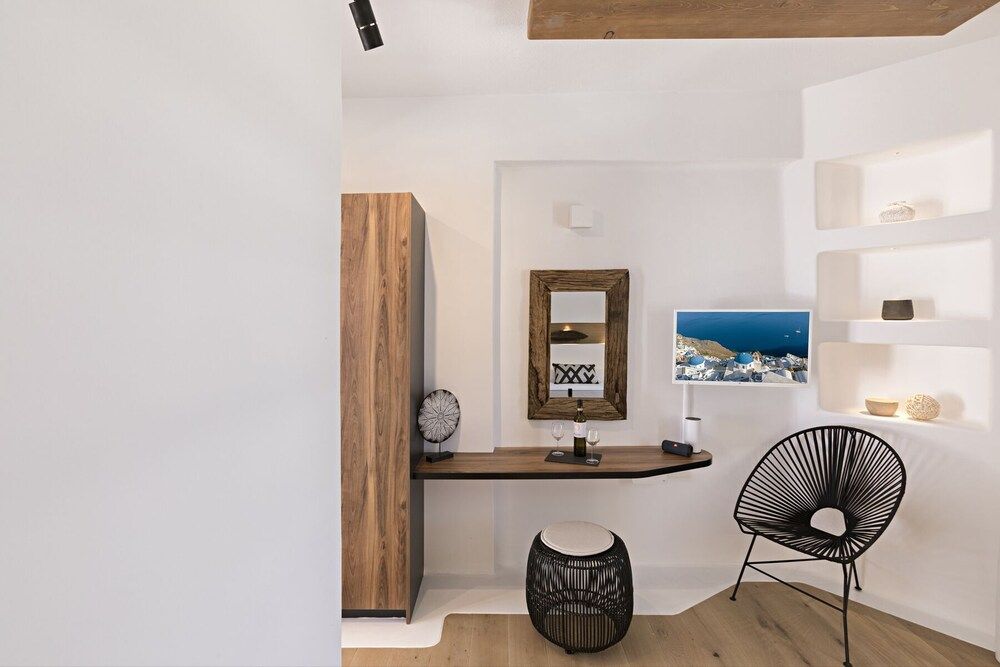 3 Elements by Stylish Stays Suite, Hot Tub 12