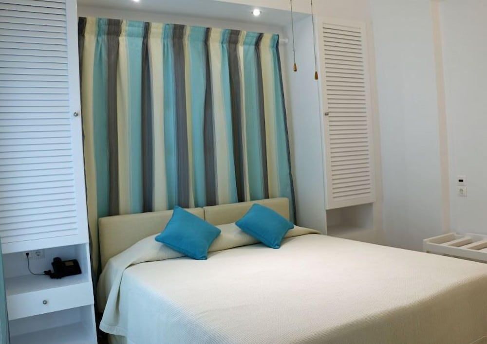 Spiros & Hiroko Hotel - Adults Only Standard Room (Adults Only) 4