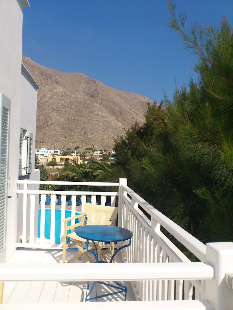 Spiros & Hiroko Hotel - Adults Only Standard Room (Adults Only) 10