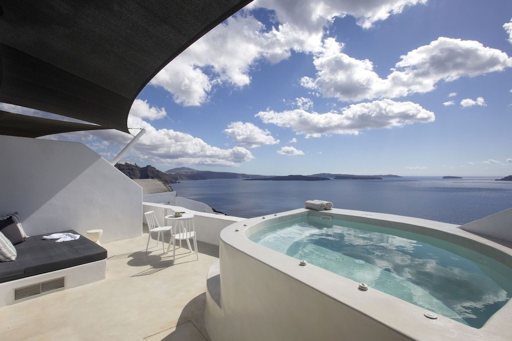 undefined Apanema Cavehouses by Otium Villas