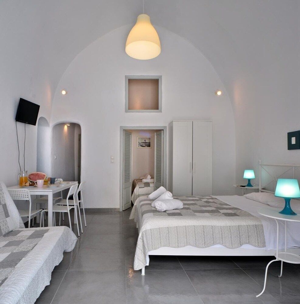 Nefeli Traditional Cave Houses Nefeli Traditional Cave House for 7 2