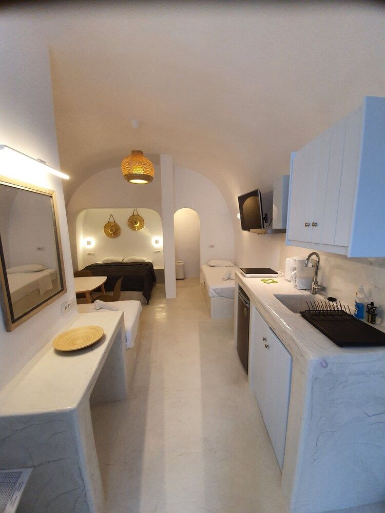 Nefeli Traditional Cave Houses Nefeli Bioclimatic Cave Studio 8