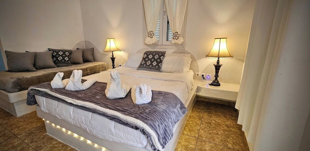 undefined Room in Studio - Pleasure Studios1 Person 3 10