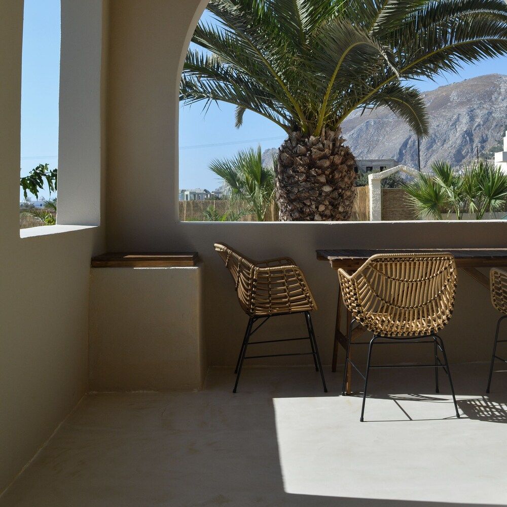 Olive Villa fully renovated house Grand Room 9