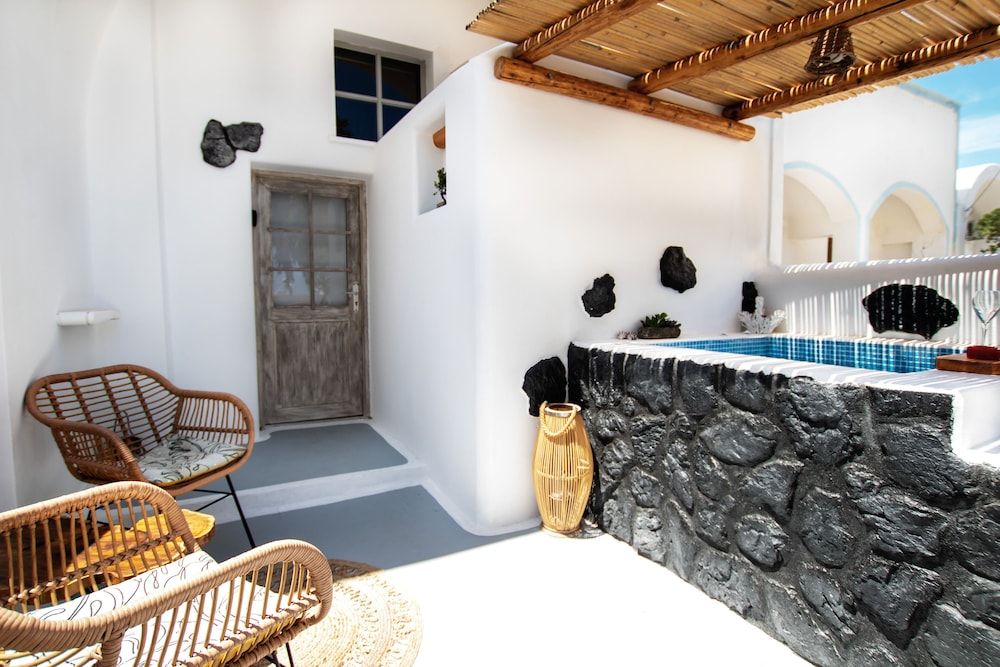 Asera Suites Near Kamari Beach Traditional Suite, 1 Double Bed with Sofa bed (Asera 1) 8